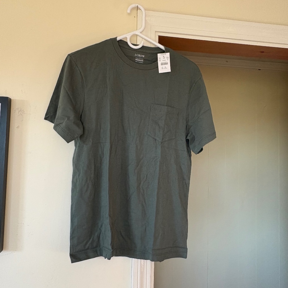 NWT J.crew Men’s 2 Shirt T-Shirt Bundle